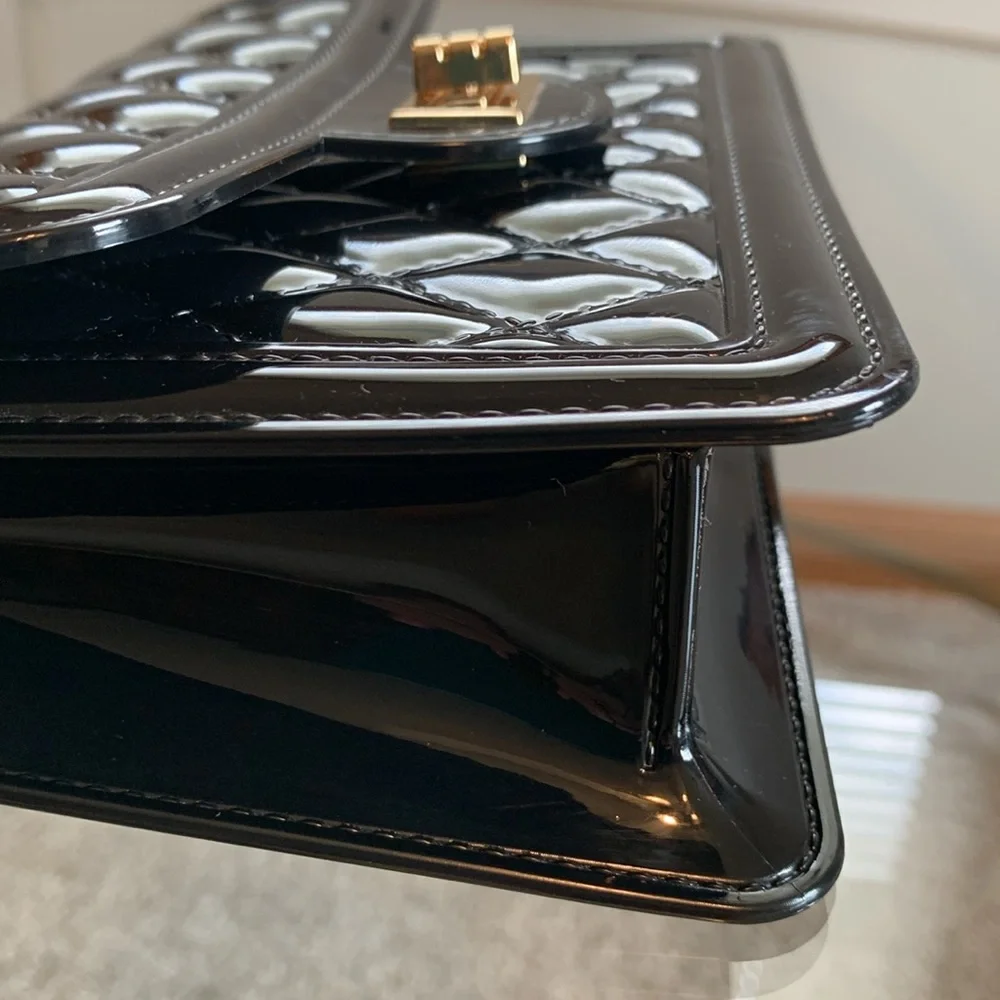 Black Quilted Crossbody with gold chain - Picture 13 of 16
